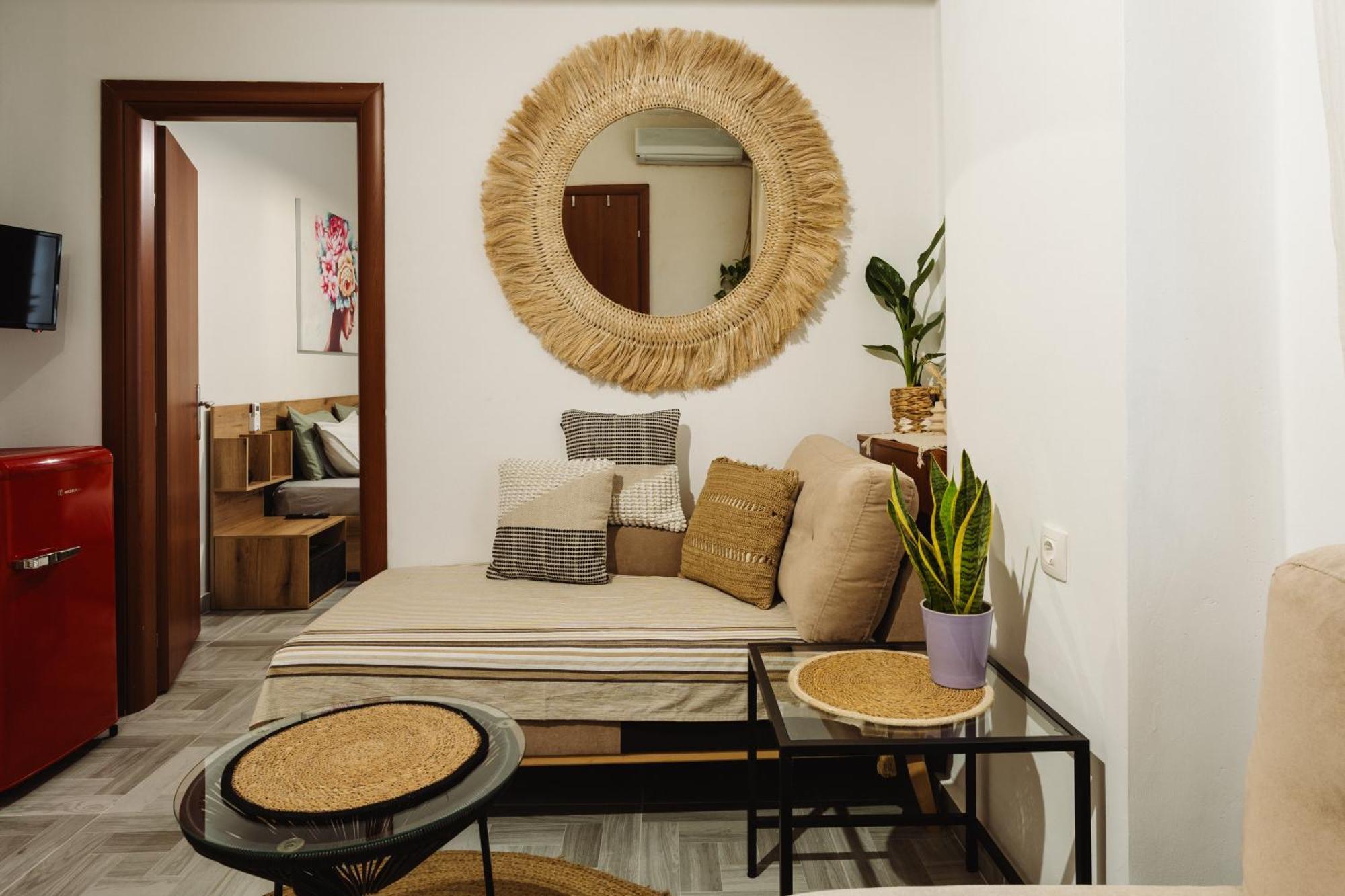 Floret Apartment Thessaloniki Exterior photo